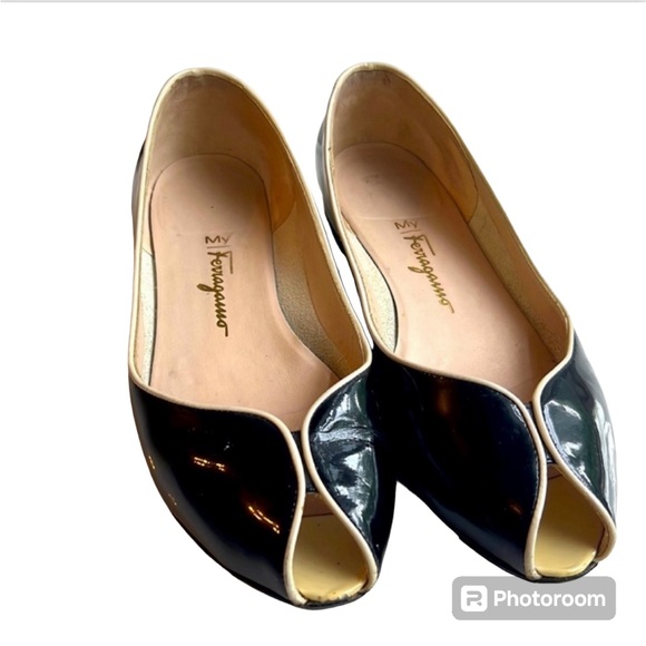 Salvatore Ferragamo women Flats shoes size 5.5 - Picture 1 of 8